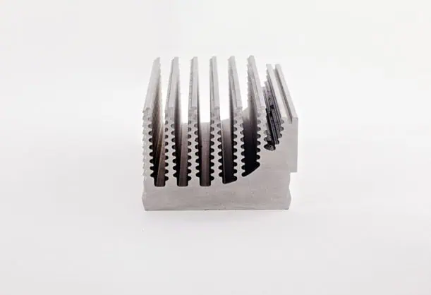 [:en]low cost heatsink [:fr]radiateur alu pas cher